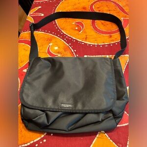 Kate Spade messenger bag
